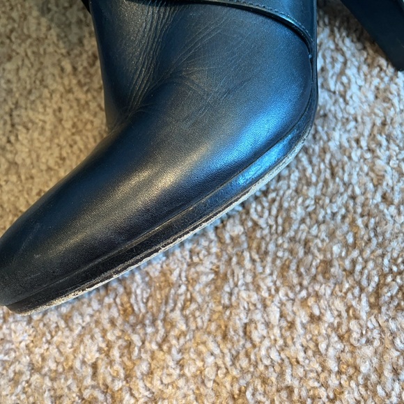 Gorgeous Cole Haan Nike Air leather heeled boots - Picture 14 of 15